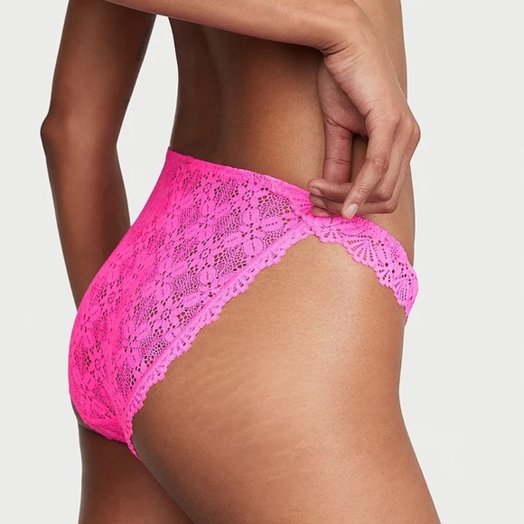 Victoria's Secret Crochet Lace String Bikini Panty Pink Medium NEW - Picture 3 of 6